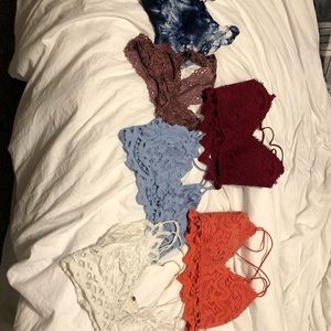 All size medium(with exception of blue the dye-One Size